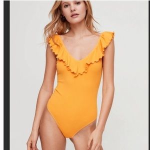 Wilfred free Ruffle body suit in yellow size S